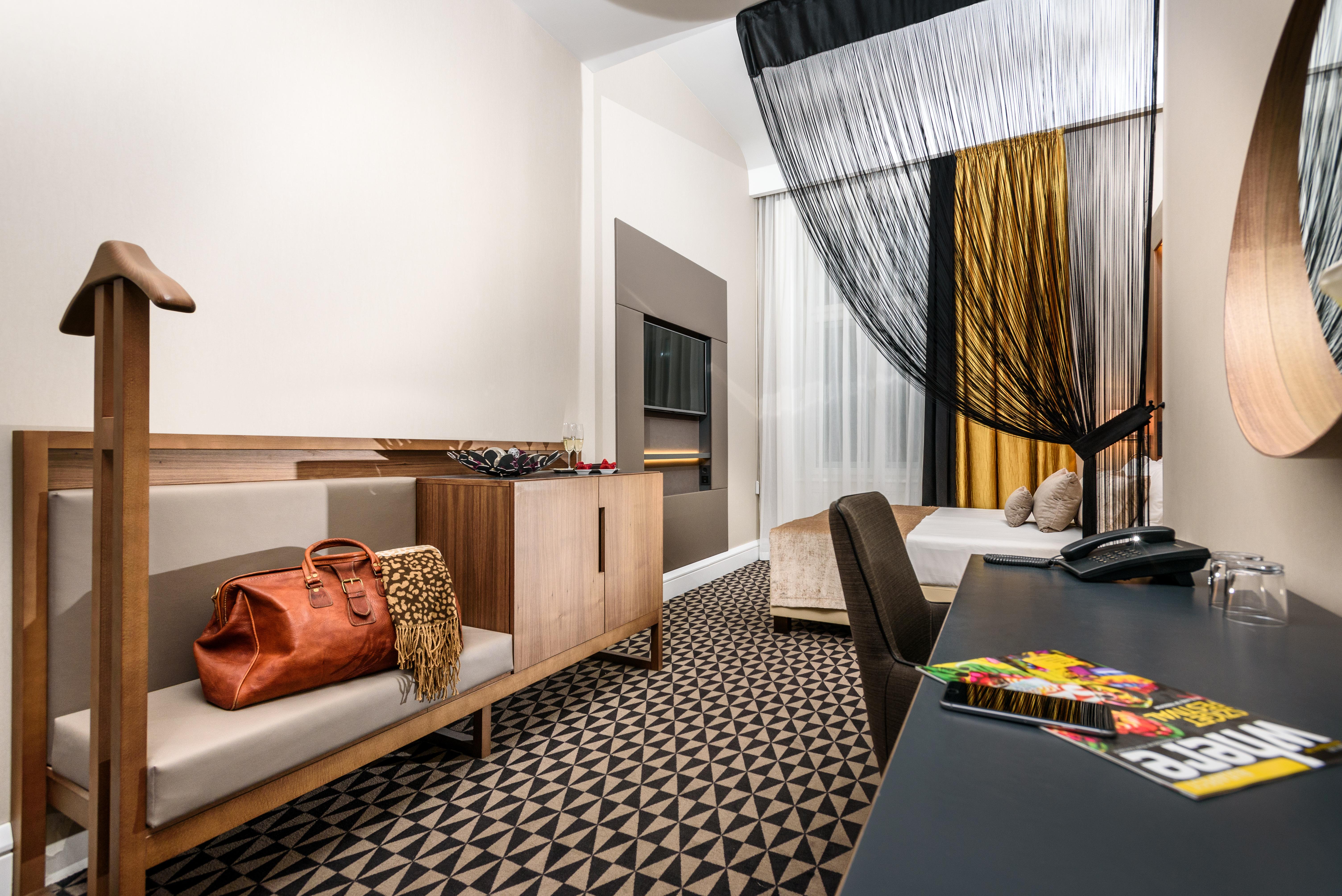 Hotel Moments Budapest By Continental Group Extérieur photo